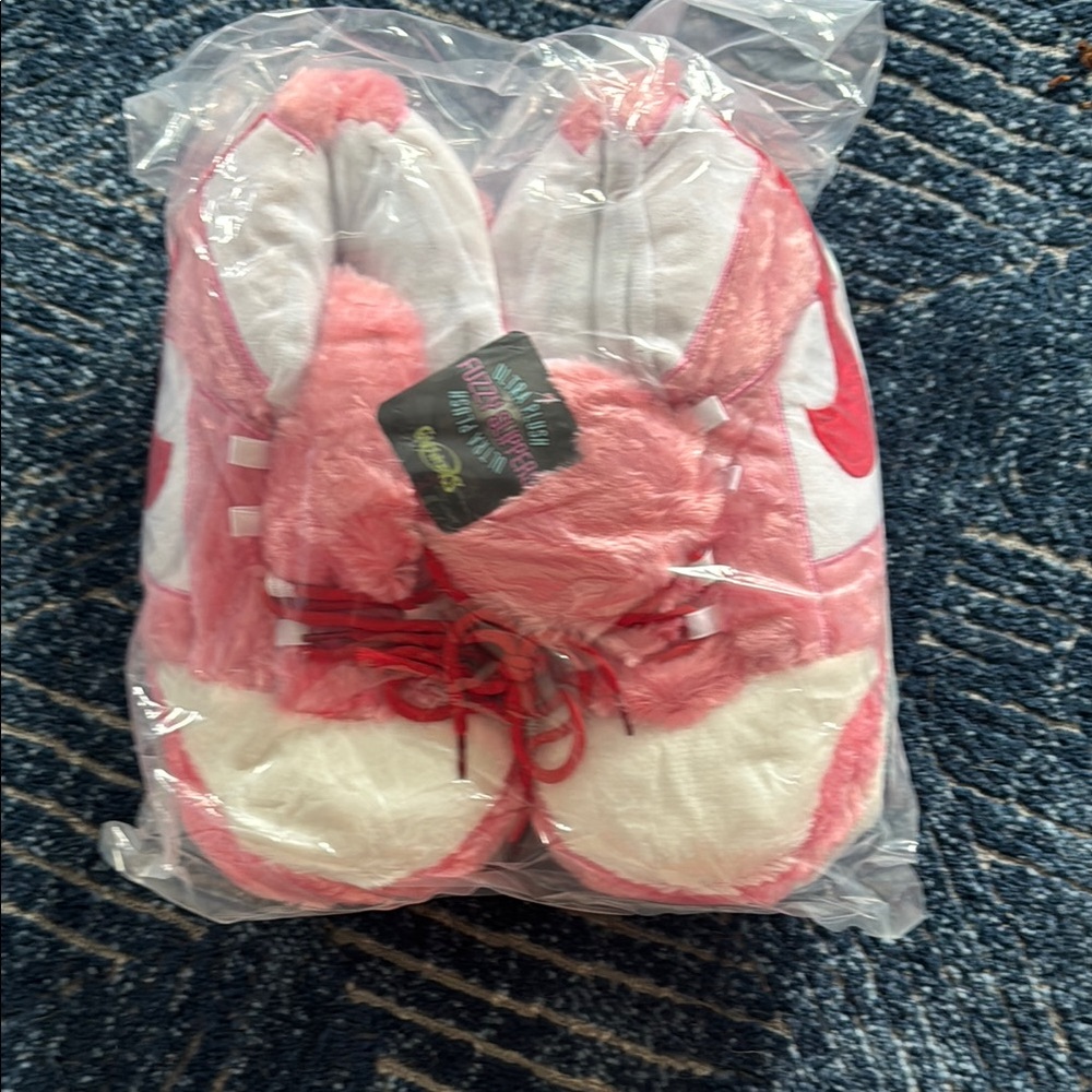 Nike strange love dunk slipperss